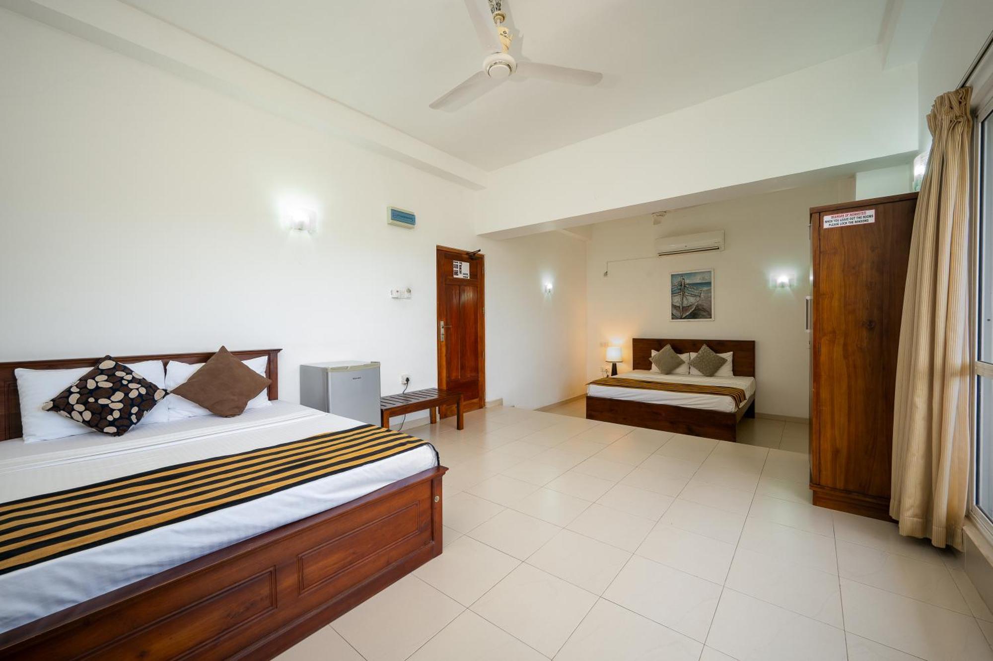 Hotel Oviya Vavuniya Zewnętrze zdjęcie
